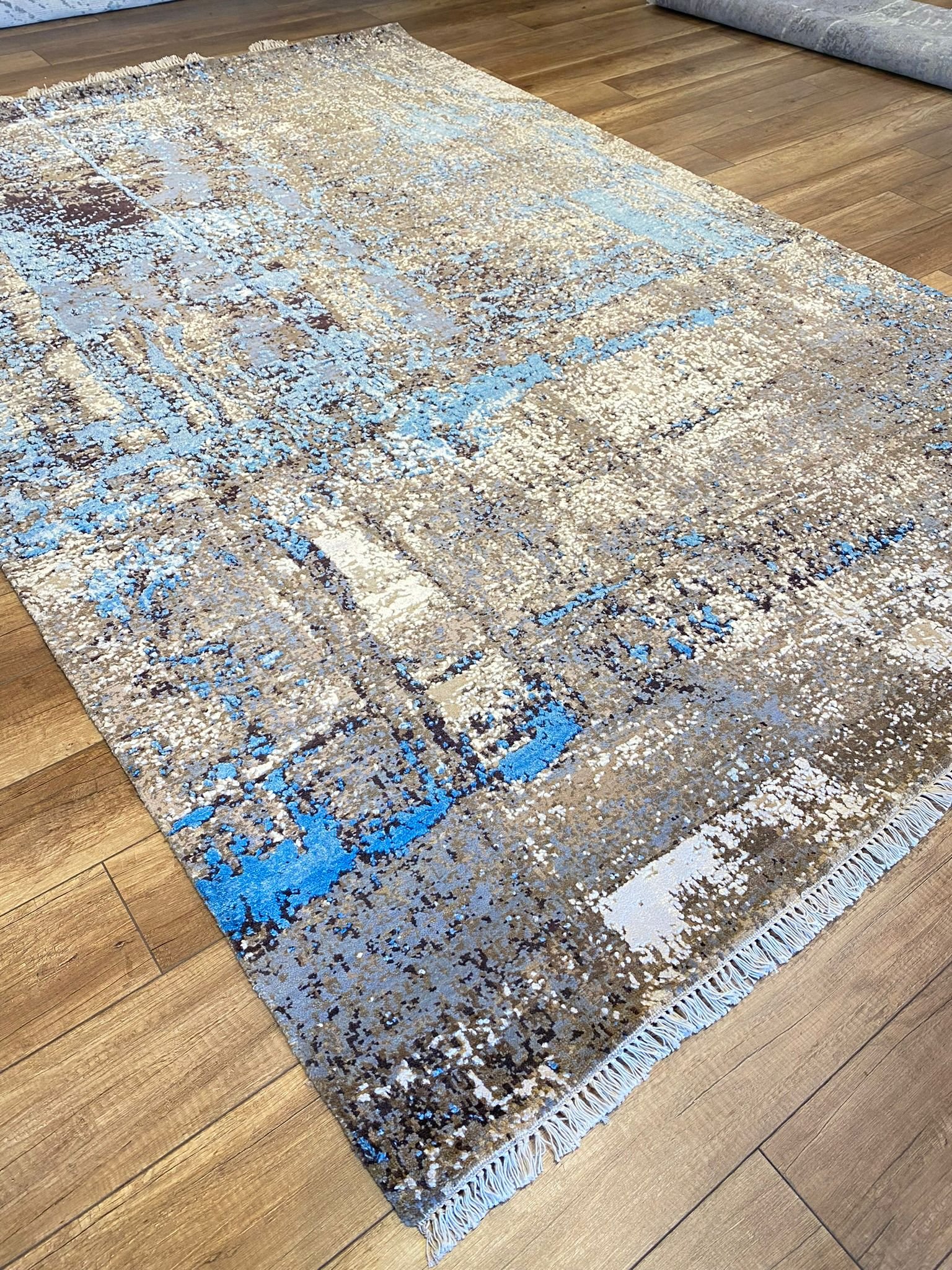 Modern Abstract Woven Multi