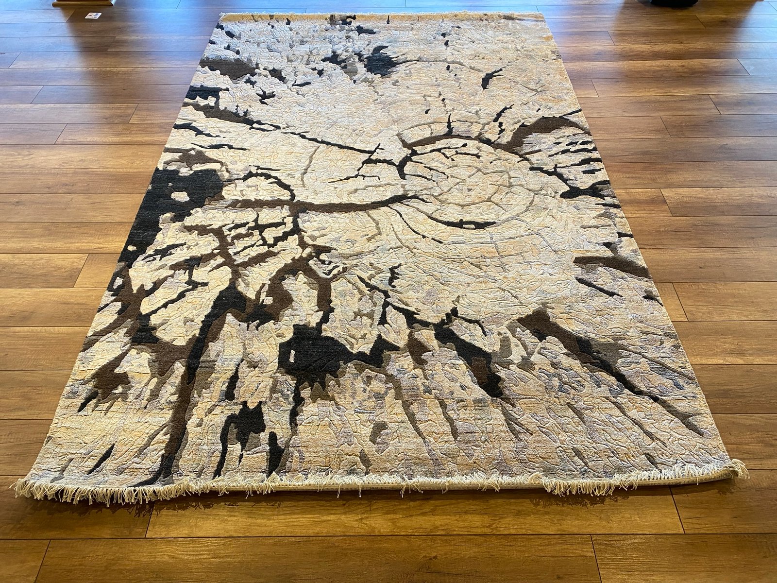 Modern Abstract Black/Ivory Large